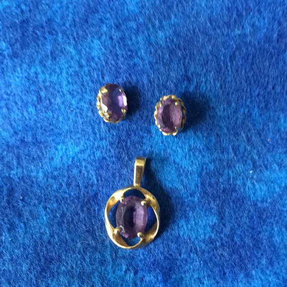 💜 Amethyst and gold earring and pendant set💜 - Picture 2 of 3